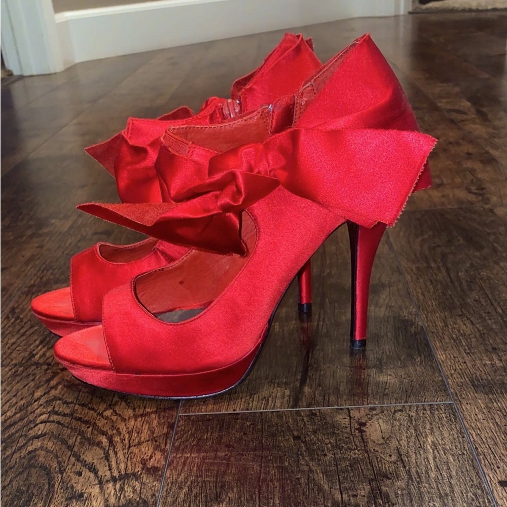 Steve Madden Red Satin Heels with Bow